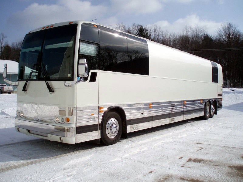 2005 Prevost XLII For Sale