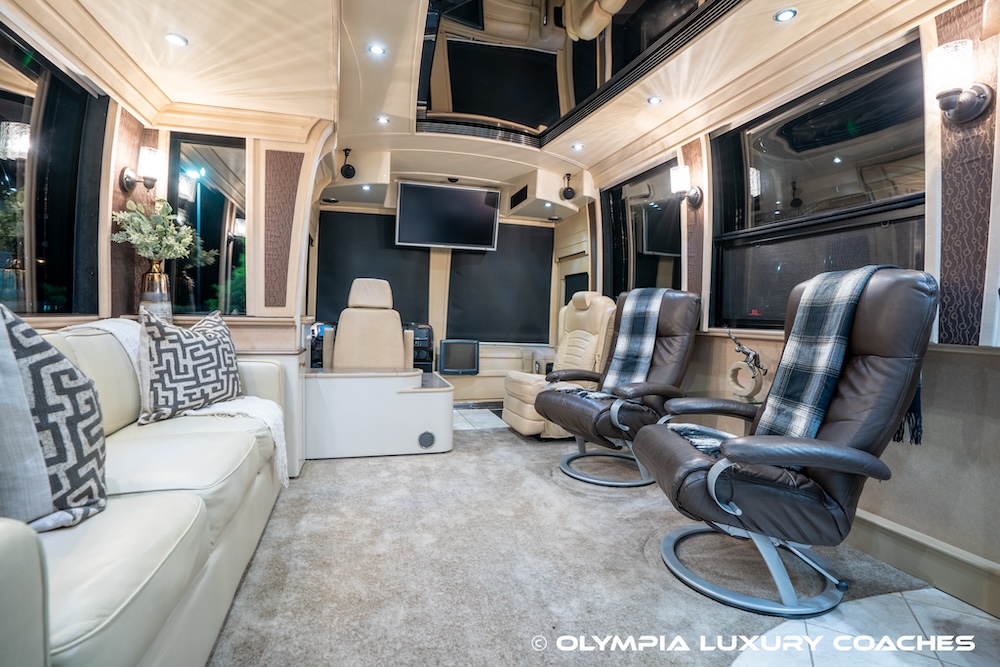 2006 Prevost Legendary For Sale