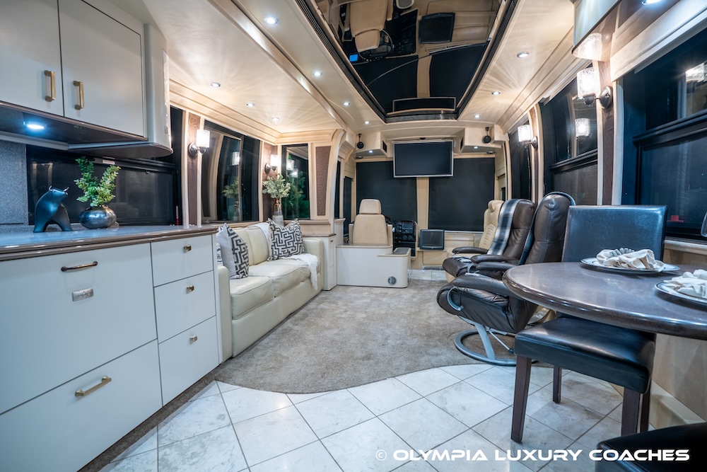 2006 Prevost Legendary For Sale