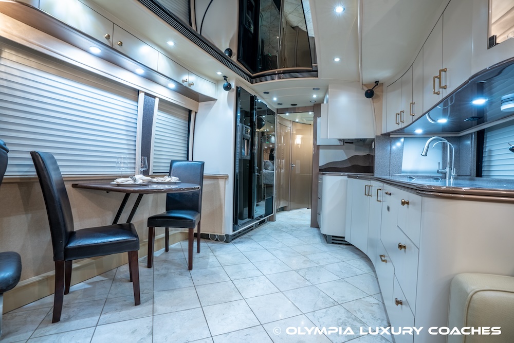 2006 Prevost Legendary For Sale