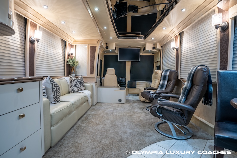 2006 Prevost Legendary For Sale