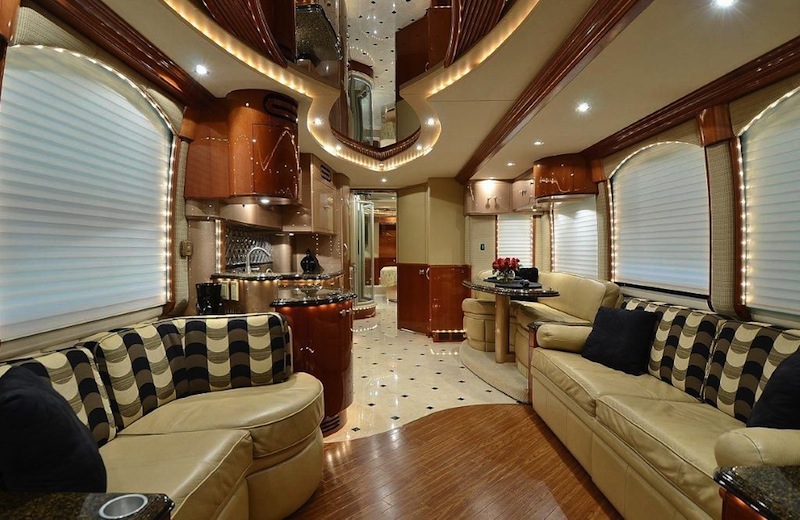 2006 Prevost Liberty Elegant Lady XLII