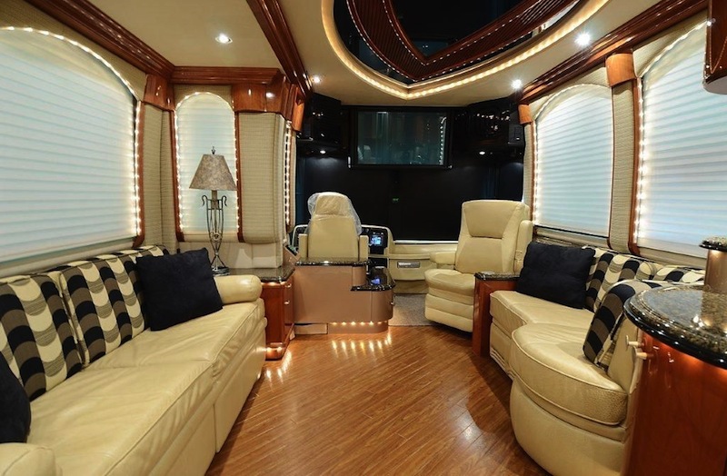 2006 Prevost Liberty Elegant Lady XLII