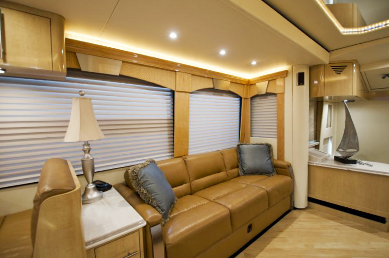 2006 Prevost Parliament H3-45 For Sale