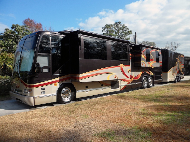 2006 Prevost Featherlite Vantare H3-45 For Sale