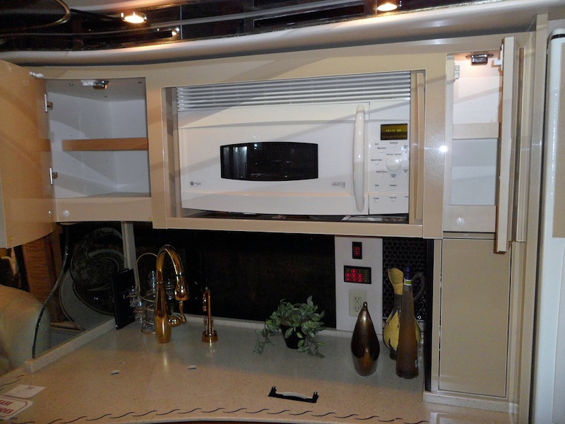 2006 Prevost Featherlite Vantare H3-45 For Sale