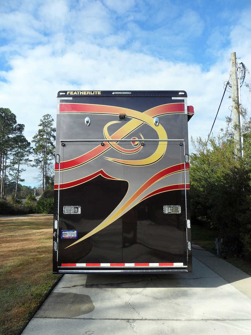 2006 Prevost Featherlite Vantare H3-45 For Sale