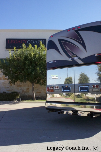 2006 Prevost Vantare Featherlite XLII For Sale