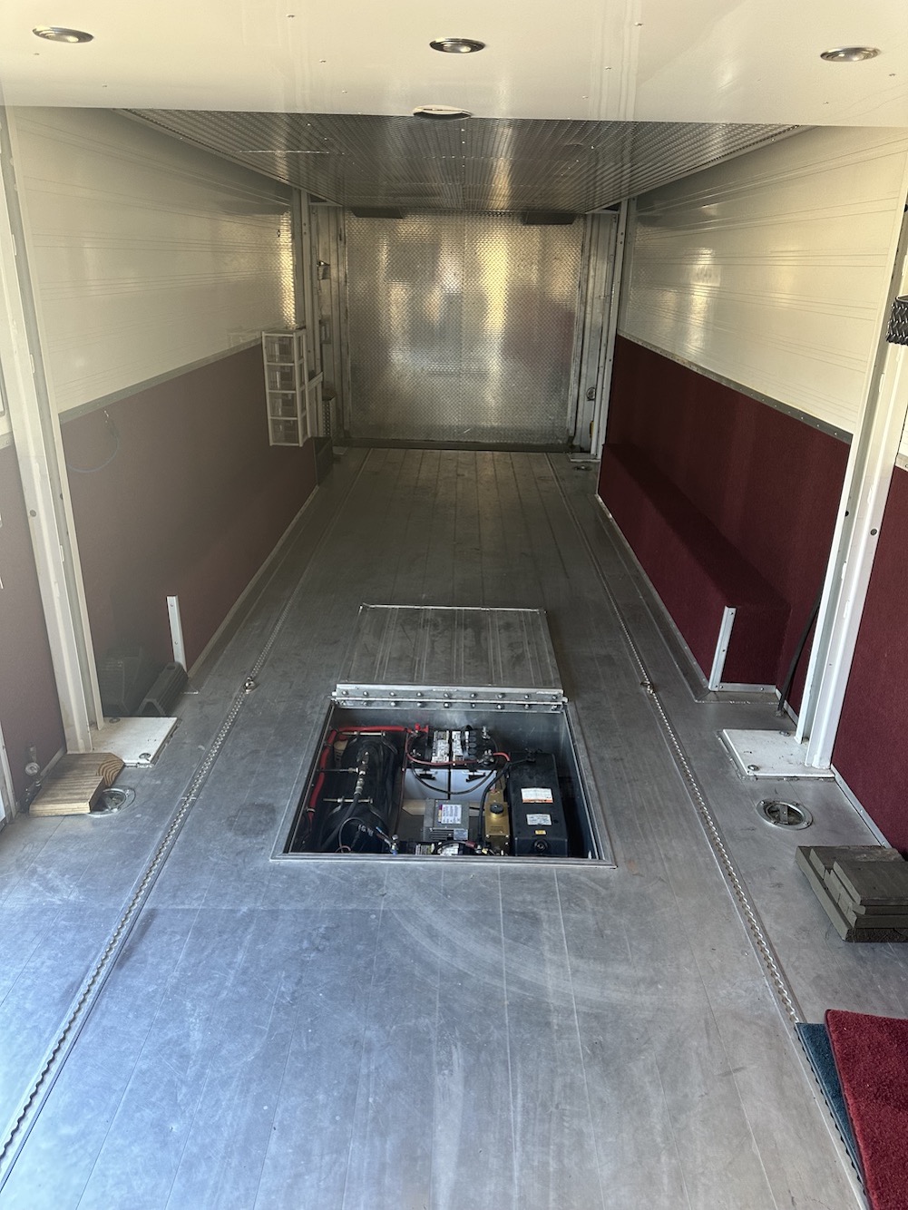 2006 Prevost MVP Trailer For Sale