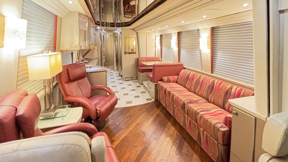 2006 Prevost Country Coach For Sale