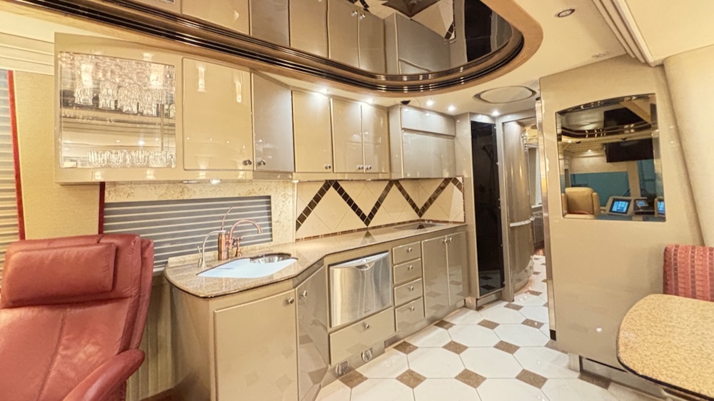 2006 Prevost Country Coach For Sale