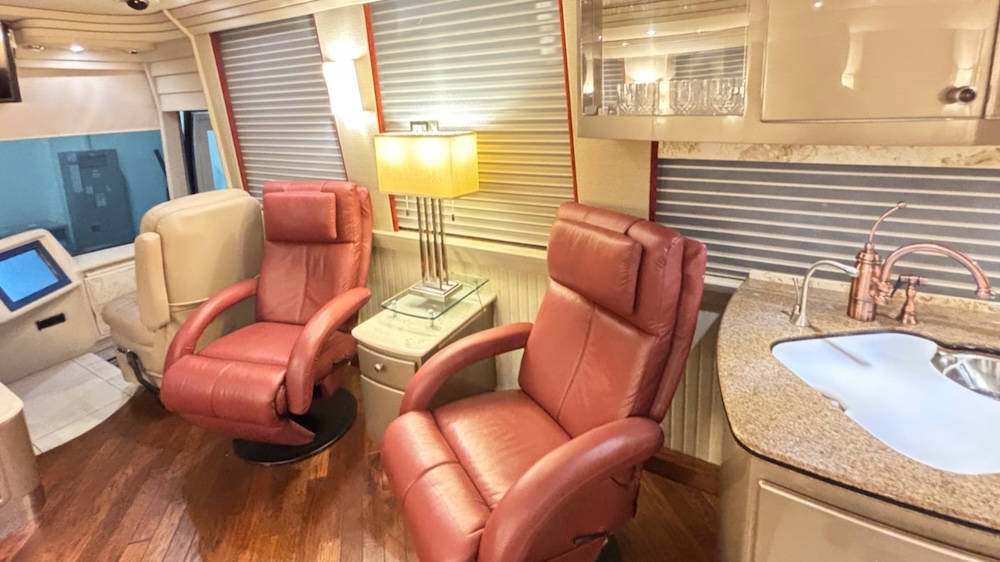 2006 Prevost Country Coach For Sale