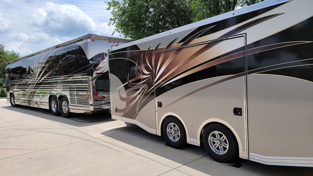 2006 Prevost Country Coach XLII For Sale