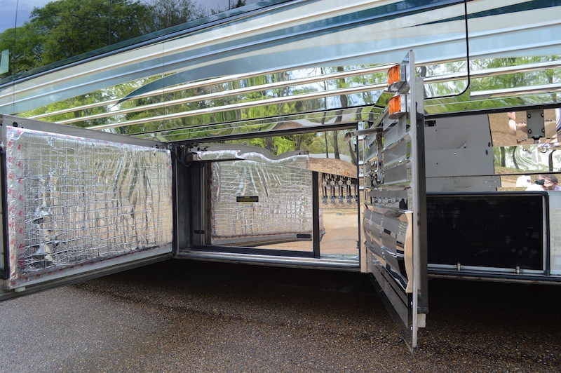 2006 Prevost Country Coach XLII For Sale