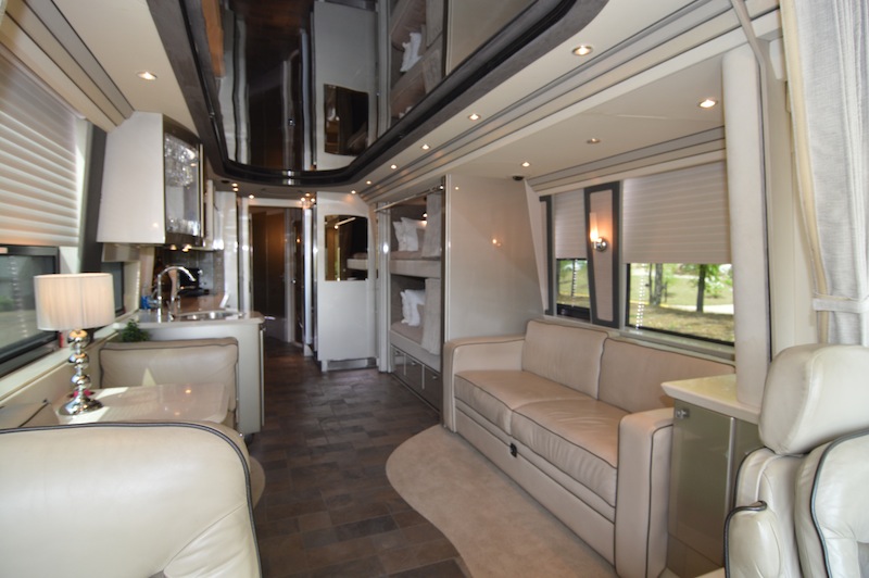 2006 Prevost Country Coach XLII For Sale