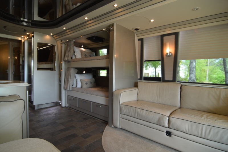 2006 Prevost Country Coach XLII For Sale