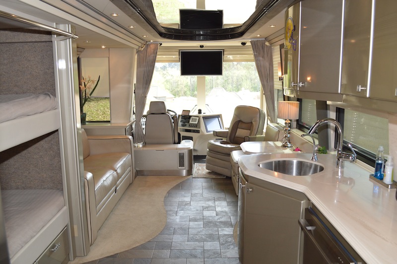 2006 Prevost Country Coach XLII For Sale