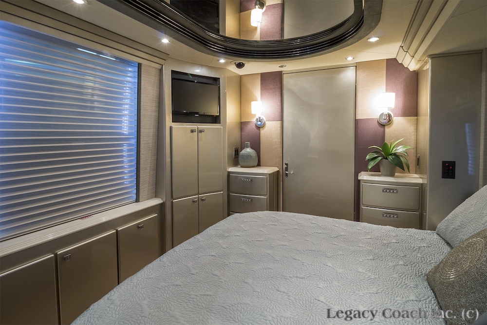 2006 Prevost Country Coach XLII For Sale