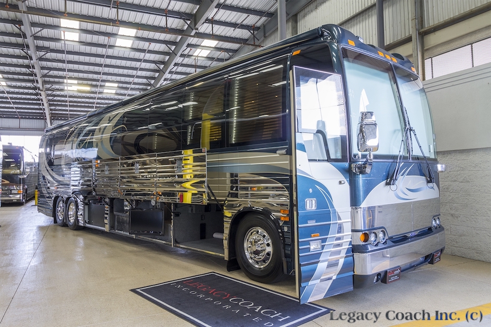 2006 Prevost Country Coach XLII For Sale