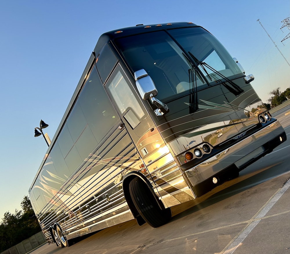 2006 Prevost Country Coach XLII For Sale