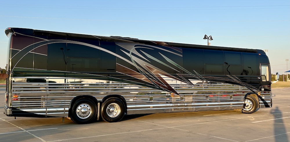 2006 Prevost Country Coach XLII For Sale