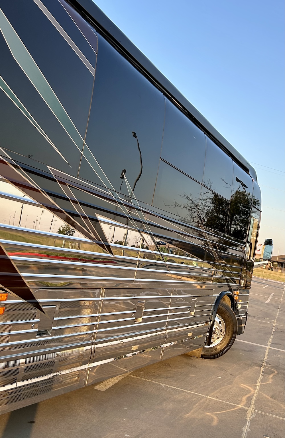 2006 Prevost Country Coach XLII For Sale