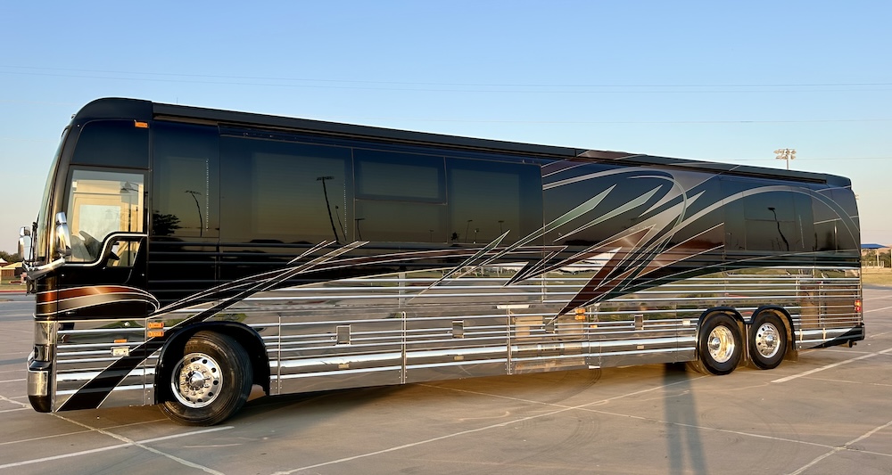 2006 Prevost Country Coach XLII For Sale