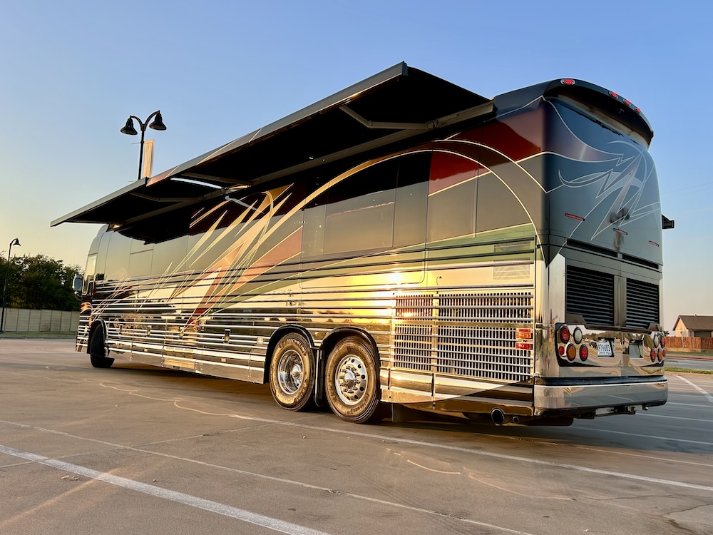 2006 Prevost Country Coach XLII For Sale