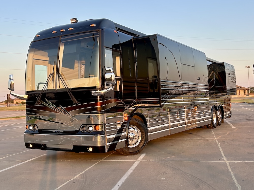 2006 Prevost Country Coach XLII For Sale