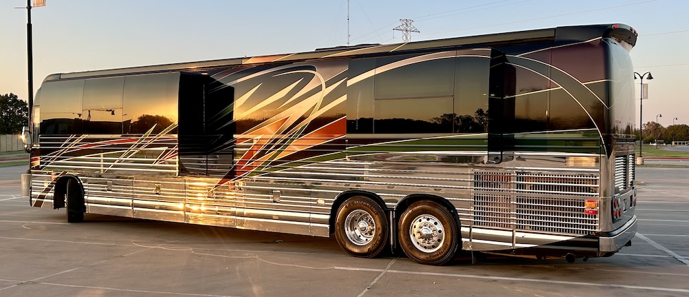 2006 Prevost Country Coach XLII For Sale