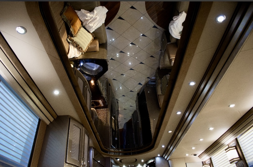 2006 Prevost Country Coach XLII For Sale