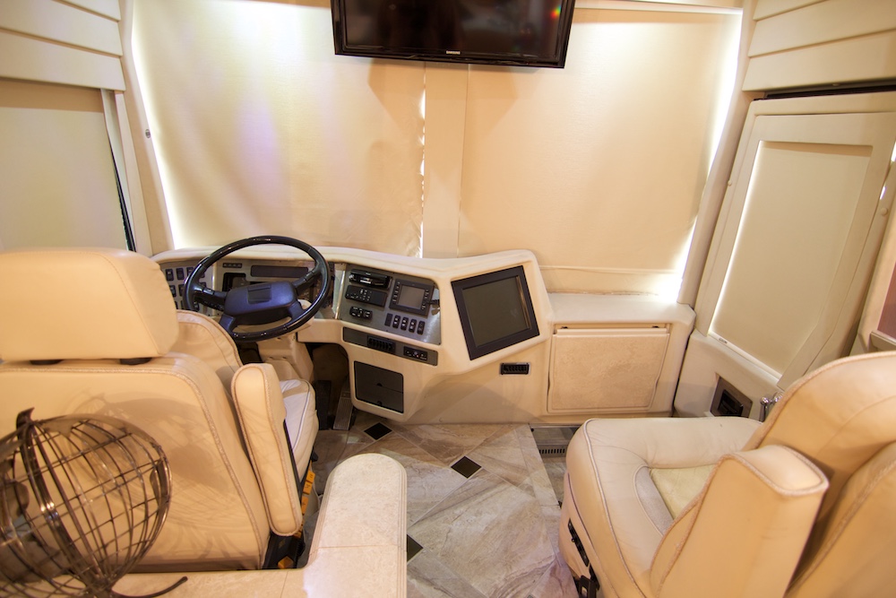 2006 Prevost Country Coach XLII For Sale