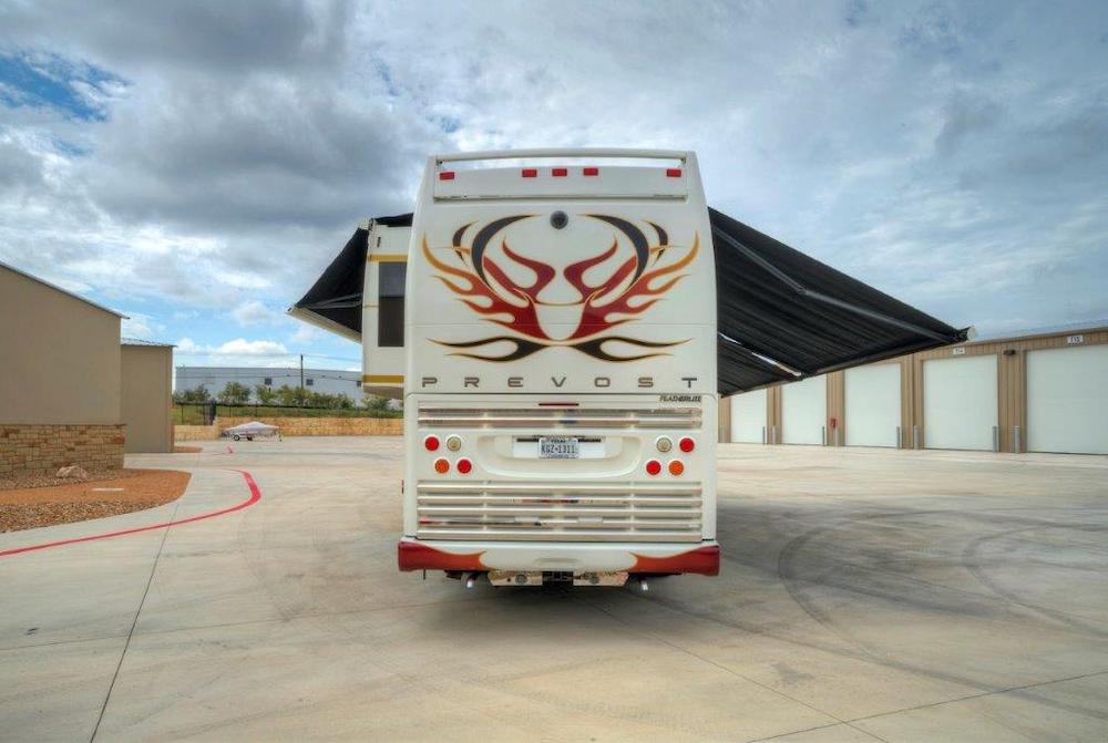 2006 Prevost Featherlite H3-45 For Sale