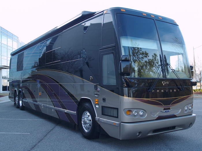 2006 Prevost Featherlite H3-45 For Sale