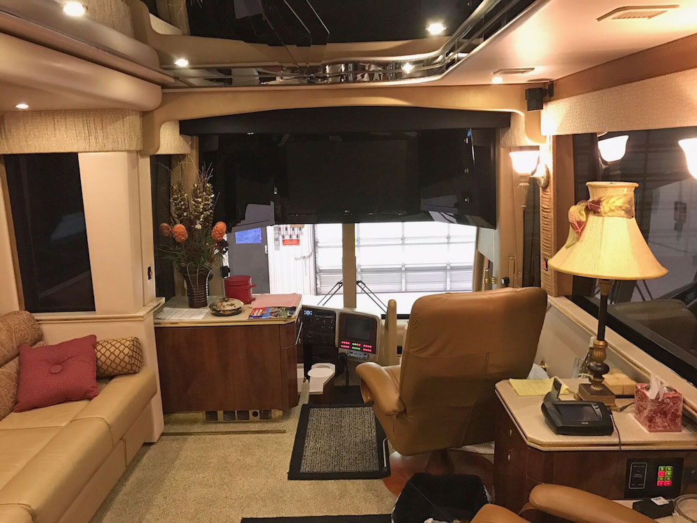 2006 Prevost Featherlite H3-45 For Sale