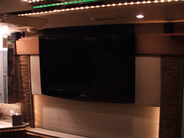 2006 Prevost Featherlite H3-45 For Sale