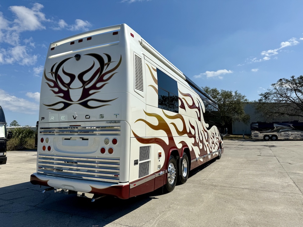 2006 Prevost Featherlite  H3-45 For Sale