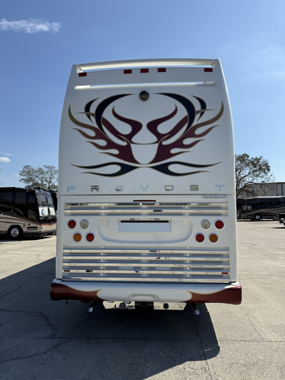 2006 Prevost Featherlite  H3-45 For Sale