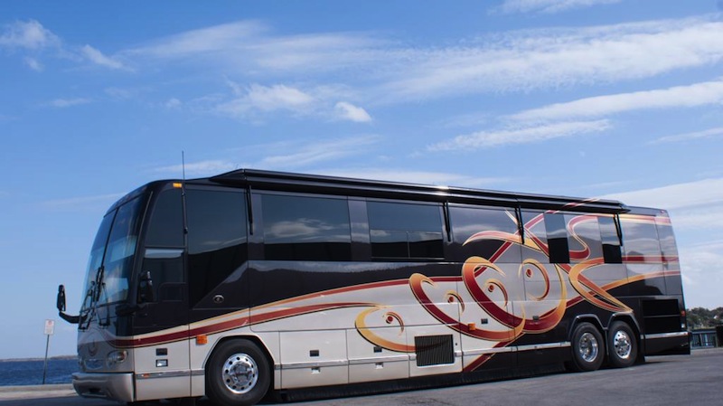 2006 Prevost Featherlite H3-45 For Sale