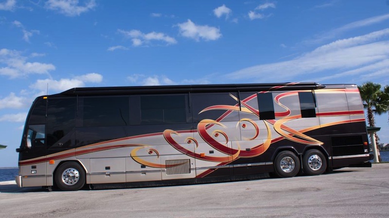 2006 Prevost Featherlite H3-45 For Sale