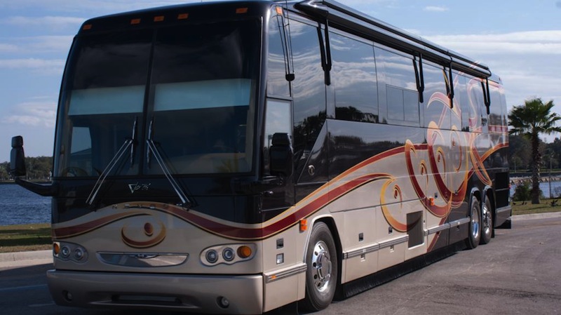 2006 Prevost Featherlite H3-45 For Sale