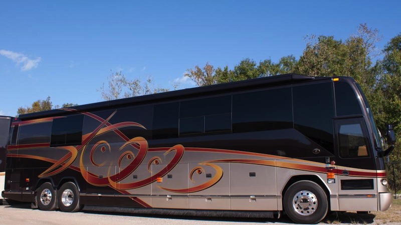 2006 Prevost Featherlite H3-45 For Sale