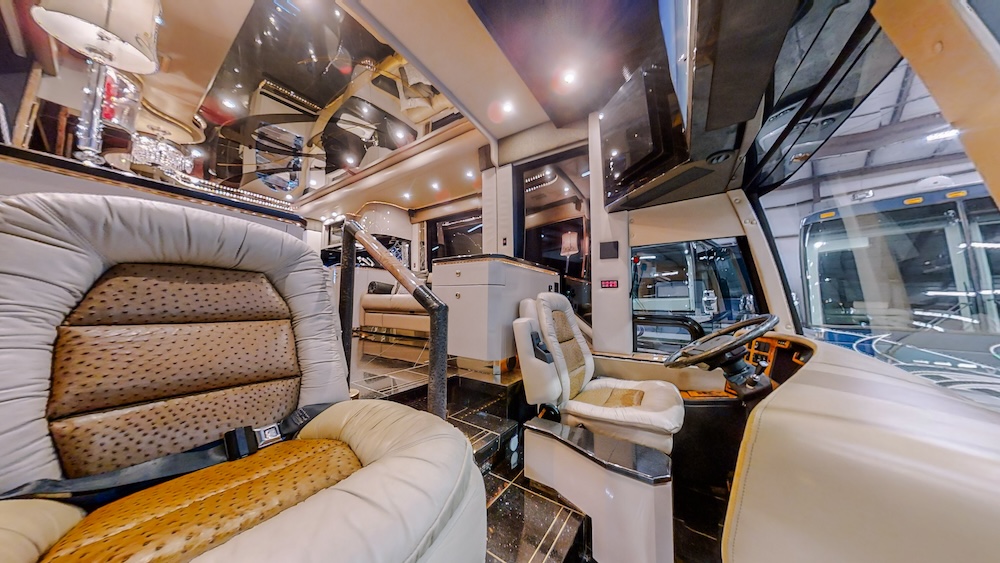 2006 Prevost Featherlite H3-45 For Sale