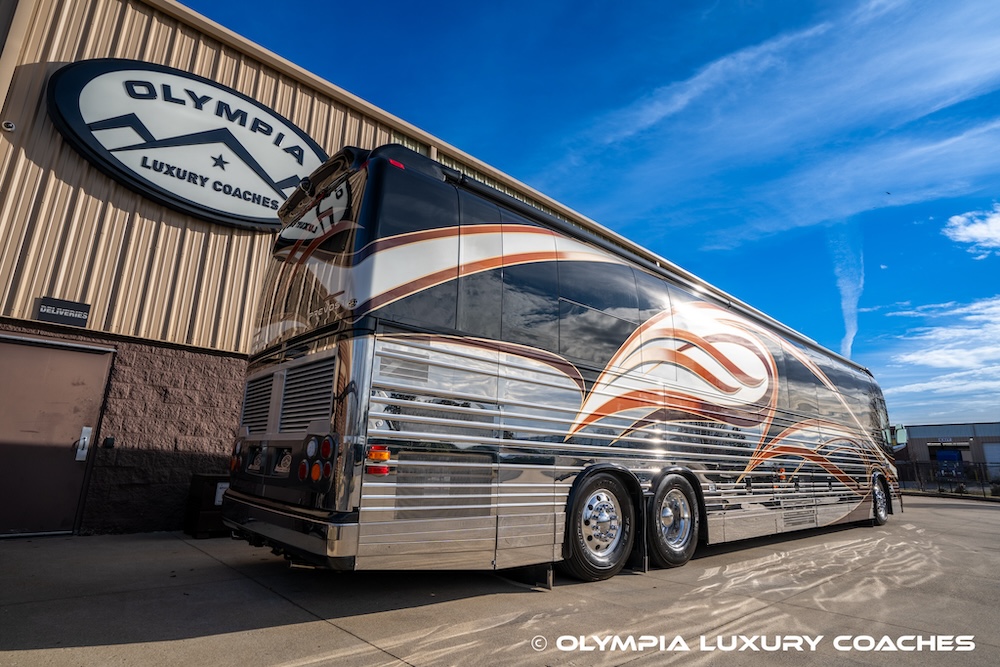 2006 Prevost Legendary XLII For Sale