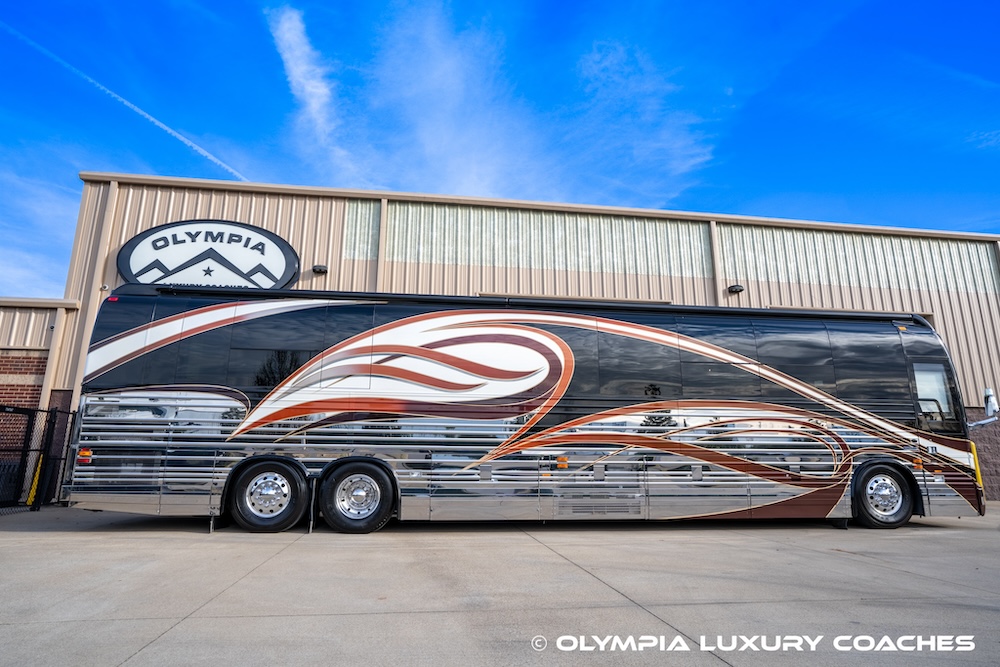 2006 Prevost Legendary XLII For Sale