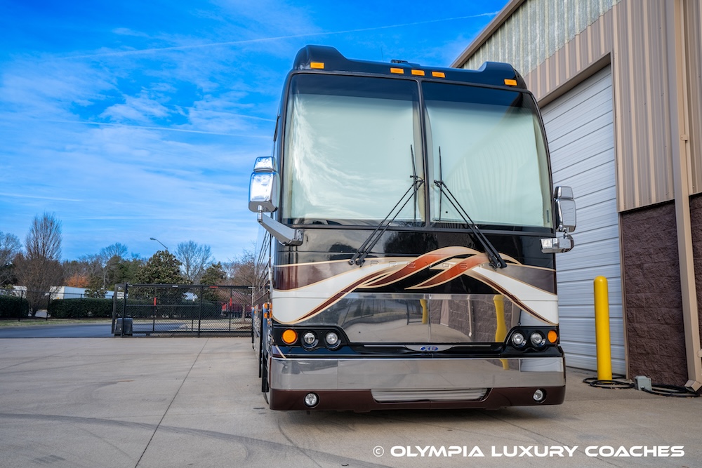 2006 Prevost Legendary XLII For Sale