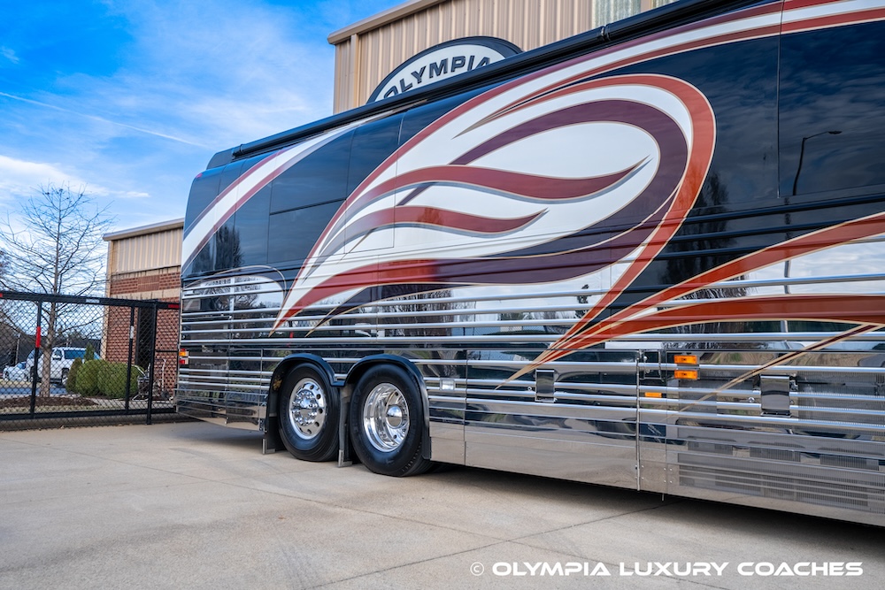 2006 Prevost Legendary XLII For Sale