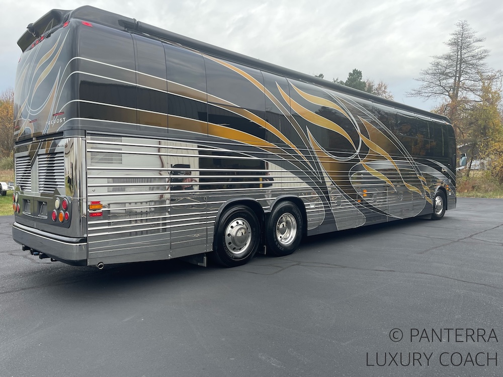 2006 Prevost Legendary XLII For Sale