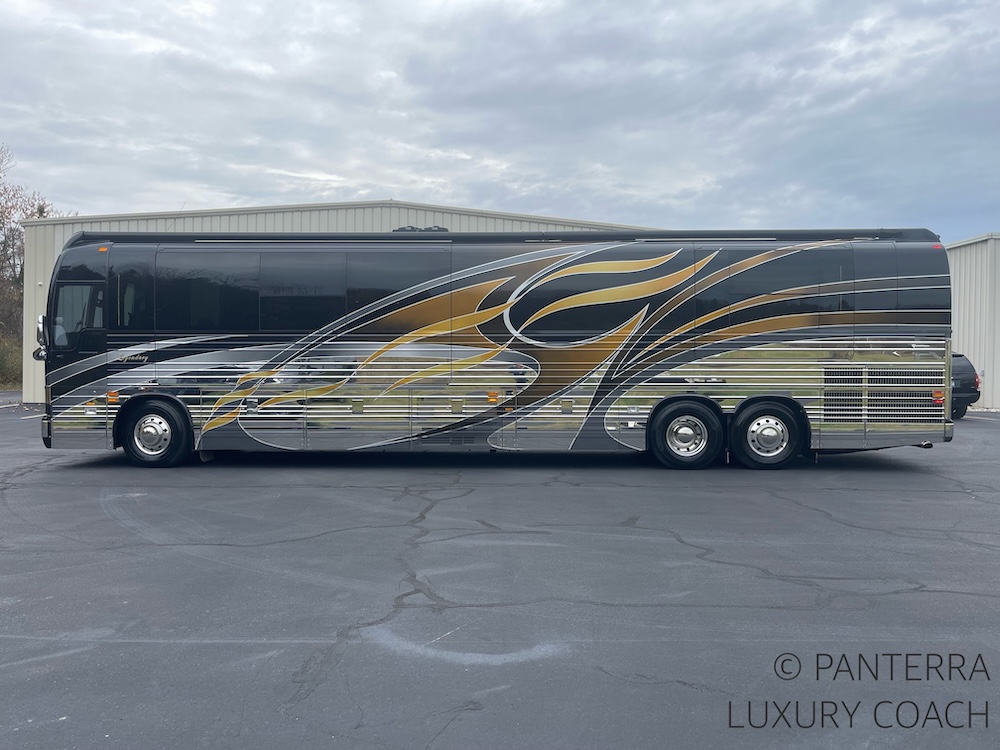 2006 Prevost Legendary XLII For Sale