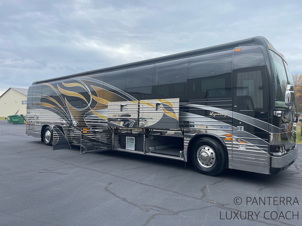 2006 Prevost Legendary XLII For Sale